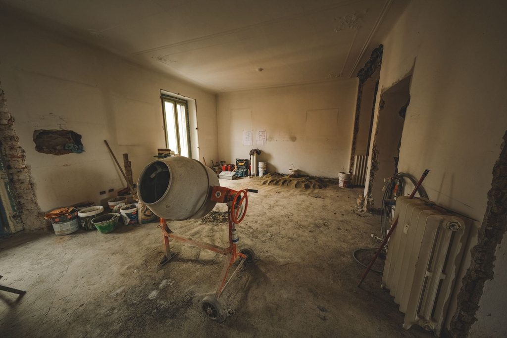 Combien coûte une rénovation de maison : prix, travaux et budget 2 a29e219243d540518bdf60e0fc2a0cda6ce80665